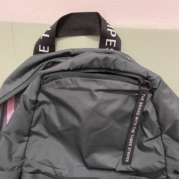 Adidas Back Pack - Picture 3 of 7